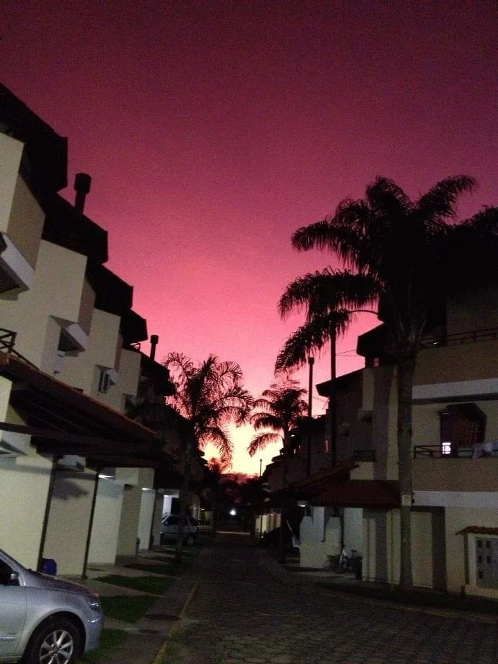 Foto 1 - Triplex em   condomínio frente mar na  praia da cachoeira!